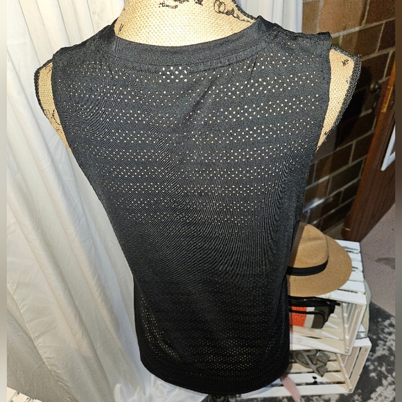 ZYIA Active Black Chill Tank Top Size Large - Picture 3 of 5